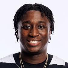 Devin Dean's Instagram, Twitter & Facebook