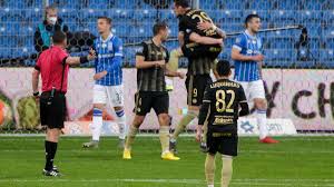 922 отметок «нравится», 4 комментариев — legionisci.com (@legioniscicom) в instagram: Lech Legia 0 1 Jak W Warszawie Splacaja Sie Czesi