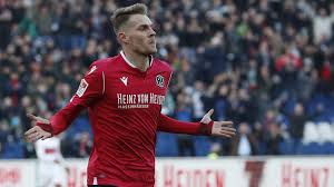 Jun 07, 2021 · der sv werder bremen konkretisiert das werben um marvin ducksch von hannover 96. Werder Bremen Hannover 96 Sturmer Ducksch Auf Der Liste Wiedersehen Mit Anfang Transfermarkt