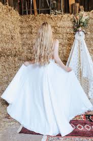 Nachdem sie sich für ihr hochzeitskleid entschieden haben brautkleider spitze, müssen sie in der richtigen kleid aufbewahrungsbox für sie zu investieren oder sonst können sie ihre investition zu. Brautkleider Chic Fur Boho Hochzeit