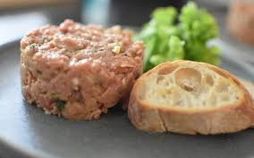 No tritacarne, no macinato, no fettine, no listarelle. Tartare Di Manzo
