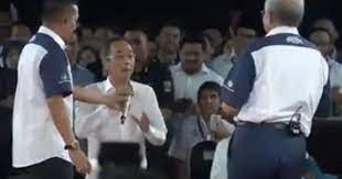 A video circulating online shows how sulaiman, more popularly known as 'mat over', suddenly rushing over. Kecoh David Teo Ditampar Mat Over Sewaktu Live Tn50 Blog Budak Pacak