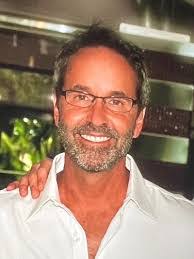 Jeff Hiscock's Instagram, Twitter & Facebook