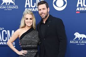 Underwood uploaded a message to her husband on. Carrie Underwood Husband Mike Fisher Celebrate 9 Years Of Marriage Billboard Billboard