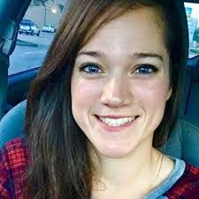 Aline Carpenter's Instagram, Twitter & Facebook