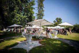 Heiraten am see in bayern. Wunderschone Hochzeit Im Schlossgut Oberambach Hochzeitlocation Nahe Bayern Am Starnberger See Beautiful Wedding At Ho Starnberger See See Sternberger See