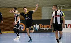 Χαμός στα social media για την πρόσληψη τσιάρτα στη β' ομάδα. Aek Paok 30 26 Kitrinomayro To Ntermpi Sto Xantmpol Sportime Gr