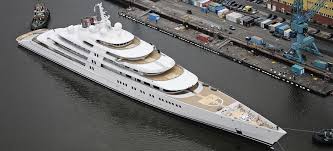 The Emir Of Abu Dhabi Inside The Crazy 600m Azzam Yacht Boats Luxury Luxury Yachts Yacht Design