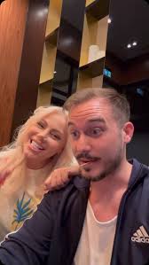 Balkandad sings Luda Po Tebe with @kamelia_official , (tag someone who  needs to see this! 🤯🎶), ., ., ., ., #balkan #kamelia #bulgaria  #balkanmusic #balkandad #reels