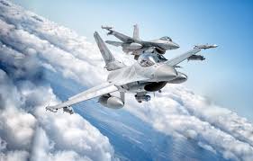 We hope you enjoy our growing collection of hd images to use as a background or home screen for your. Wallpaper Clouds Fighter F 16 F 16 Fighting Falcon Polish Air Force Ptb Aim 120 Amraam Aim 9 Sidewinder Images For Desktop Section Aviaciya Download