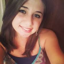 Amanda Hoss (mandamercedes94)