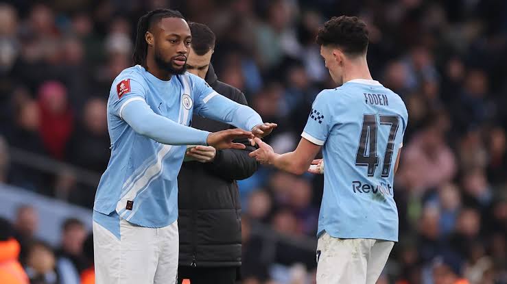 Phil Foden is in danger of losing his spot in England's World Cup squad  with Man City midfielder back to square one after brief revival | Goal.com  US