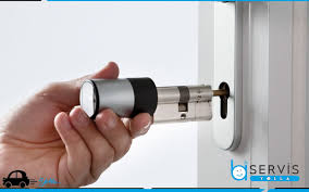 Evde kartonpiyer tamiri evde kartonpiyer tamiri 07.12.2020 15:51 | son güncellenme. Resim Anlatimli Kilit Icinde Kirilan Anahtari Cikarma