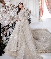 Absolutely Free Service Now Find The Largest Collection Of Fashion Brands Bridal Dresses Bridal Dresses Pakistan Asian Bridal Dresses Pakistani Bridal Dresses