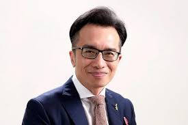 Orthopaedic surgeon suspended 18 months in interim move to protect public