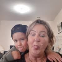 60+ "Ann Keys" profiles