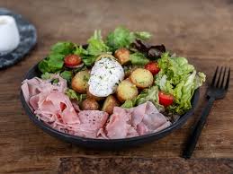 La Famille Finest Lunch Villeneuve D Ascq 214 Rue De La Convention Restaurant Avis Numero De Telephone Photos Tripadvisor