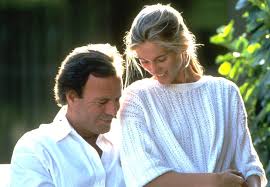 Miranda rijnsburger edad, wikipedia, age, hijos, biografía, biography. Red Carpet Wqedding Julio Iglesias And Miranda Rijnsburger Red Carpet Wedding