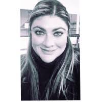 60+ perfiles de «Lua»