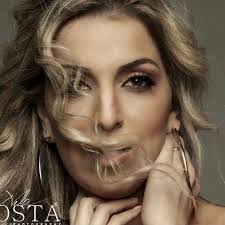 Danielle Aquino's Instagram, Twitter & Facebook