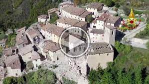 Note particolari nella seconda metà del percorso, da campi vecchio in poi, si attraversano diversi borghi distrutti dal terremoto, pericolanti e ancora pieni di macerie: Video Campi