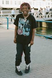 According to a twitter exchange between musicians lil uzi vert and grimes last week, the rapper is still working on the purchase of a gaseous giant. Lil Uzi Vert Discografia Discogs