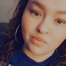 Alicia Gomez's Instagram, Twitter & Facebook