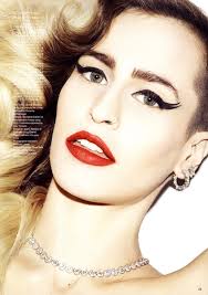 7 Daring Ways to Rock the Cat Eye Look ...