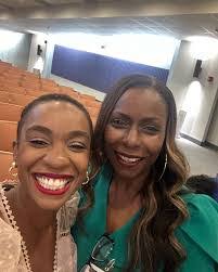 Jessica Sinclair's Instagram, Twitter & Facebook