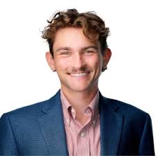 This past month, I graduated Summa Cum Laude from DePaul University School  of Communications with a B.A.