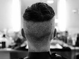 Della banda di nascondere una lametta nel risvolto dei cappelli, . Peaky Blinders 6 E Ufficialmente In Produzione Ecco Le Prime Foto Dal Set