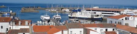 The port of joinville is on the northeast coast of this small island which lies about 10nm west of mainland france and approximately 50nm south of saint nazaire. Ferry Crossings Office De Tourisme De L Ile D Yeu