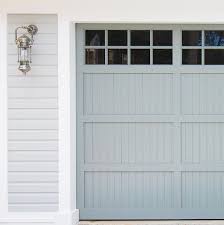 It S Just So Cool But At The Same Time Haha That S Easy Door Garagentore Streichen Garagentore Garagentor Farben