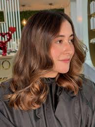 COLOR STUDIO BY DINA