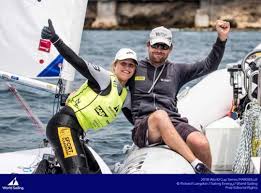 Emma zeilde vandaag twee races en sluit haar dag af op de 10de plaats, wannes zeilde één race en is momenteel 33ste. Goud Voor Emma Plasschaert Op De Sailing World Cup Series Final 2018 Bootmagazine Be
