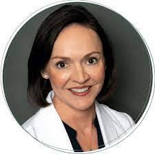 Corine Erickson's Instagram, Twitter & Facebook