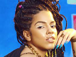 Stream poesia acustica, a playlist by felipe mendes from desktop or your mobile device. Maria Descubra Como Jovem De 18 Anos Do Suburbio Carioca Conquistou Grande Gravadora E Esta Pronta Para Dominar O Pop Nacional Popline