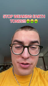 Are earth tones dead or are they here to stay?🤔 #earthtones #fashiontok  #vintagefashion #cargopants