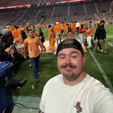 Cameron Sabol (@itscamithink)