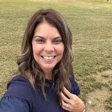 Jennifer Gallier's Instagram, Twitter & Facebook