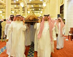واس الأخبار الملكية Na Twitteru الأمير فيصل بن بندر يؤدي صلاة الميت على الأمير عبدالله بن فيصل بن تركي بن عبدالله بن جلوي Https T Co Oh2hr2jlas واس Https T Co Jqmjq4llbs