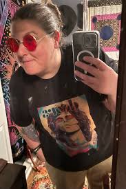 ✨this is a post about a piercing being torn out in case anyone doesn't want  that mental image in their head right now✨ Has anyone else had their nip  pierced and then