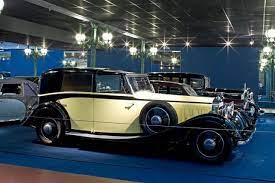 Du 4x4 à la petite citadine. Automobilmuseum Musees Mulhouse Sud Alsace