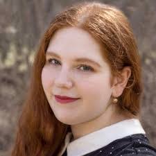 Amanda Larney's Instagram, Twitter & Facebook