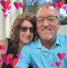 Who are good artists for eyebrow and eyeliner tattooing?