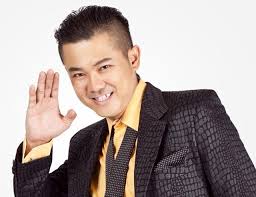 In 2013, phúc was named the interim manager of the vietnam national football team. Æ°ng Hoang Phuc Nháº­t Tinh Anh Bá»§n Rá»§n Chan Tay Khong Tin Van Quang Long Qua Ä'á»i Vtv Vn