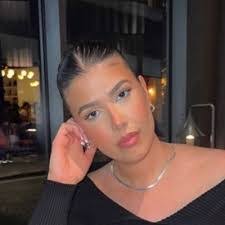 Jasmine Dowd's Instagram, Twitter & Facebook