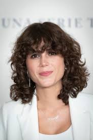 Sandra Martin's Instagram, Twitter & Facebook