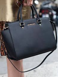 Michael Kors Black And Brown Purse Awesome Michael Kors Bag D Michael Kors Bag Handbags Michael Kors Black Satchel