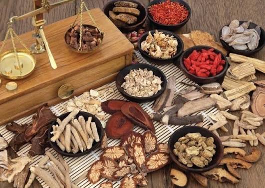 Lời khuy&ecirc;n đến những người đang uống thuốc bắc, c&oacute; sự thật &iacute;t người biết